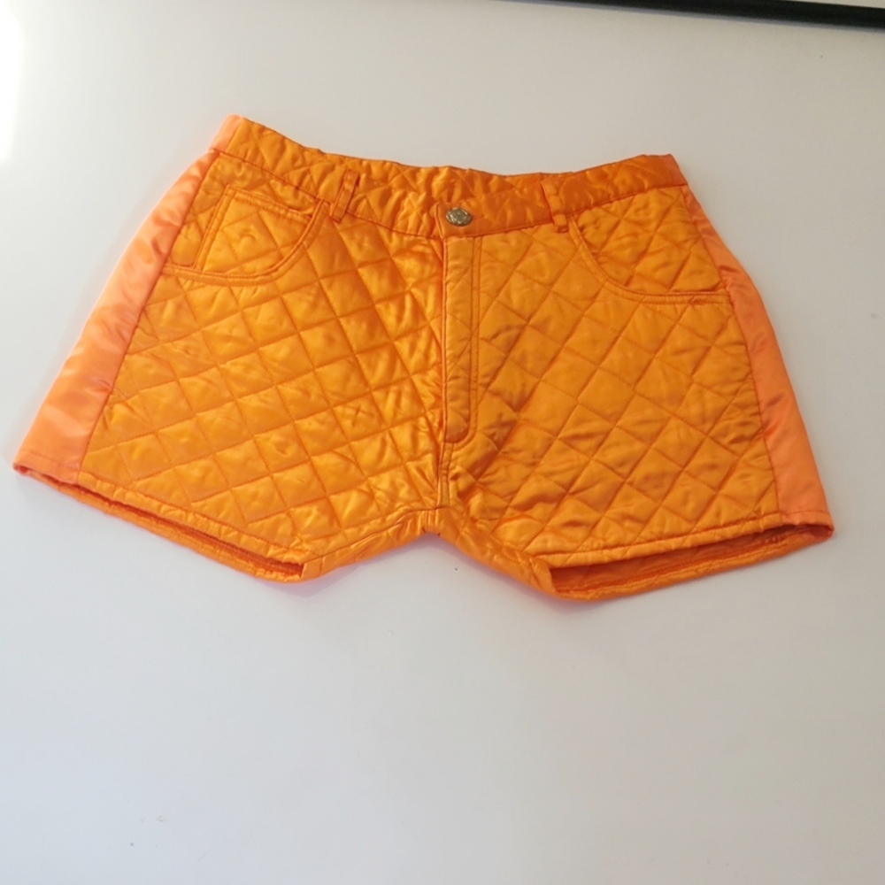 Chic is it orange zippered quilted shorts size 11/12